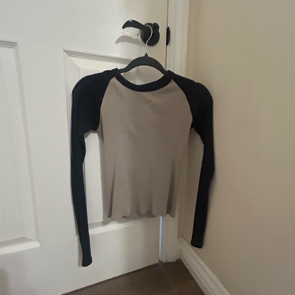 Brandy Mellville Two Tone Long Sleeve Top